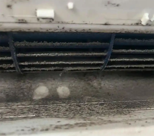 汾西空调吹的风有股烧焦味是怎么回事